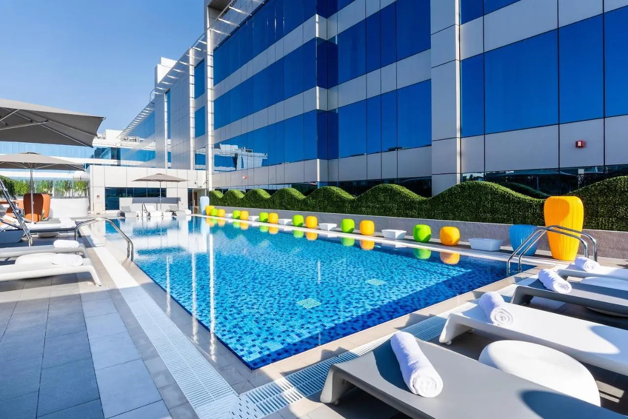 Studio M Arabian Plaza Hotel & Hotel Apartments Dubaï