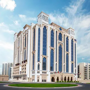 Al Jaddaf Rotana ***** Дубай